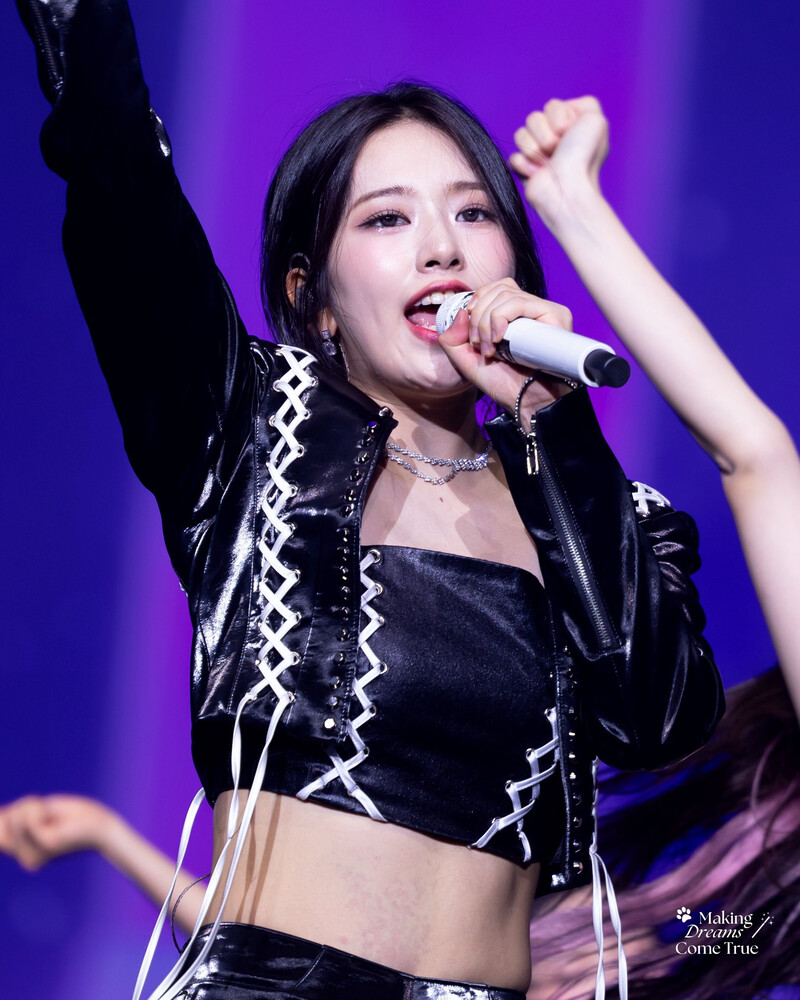 240707 IVE Yujin - 1st World Tour ‘Show What I Have’ in Hong Kong Day 2 documents 6