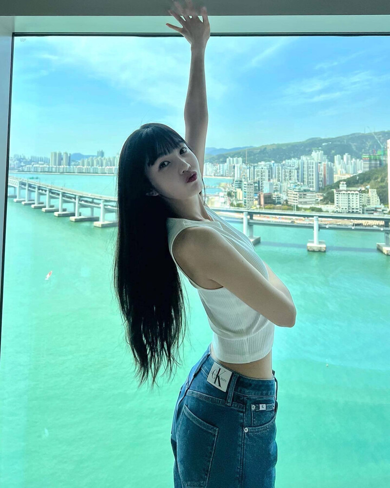 220421 Joy Instagram Update documents 5