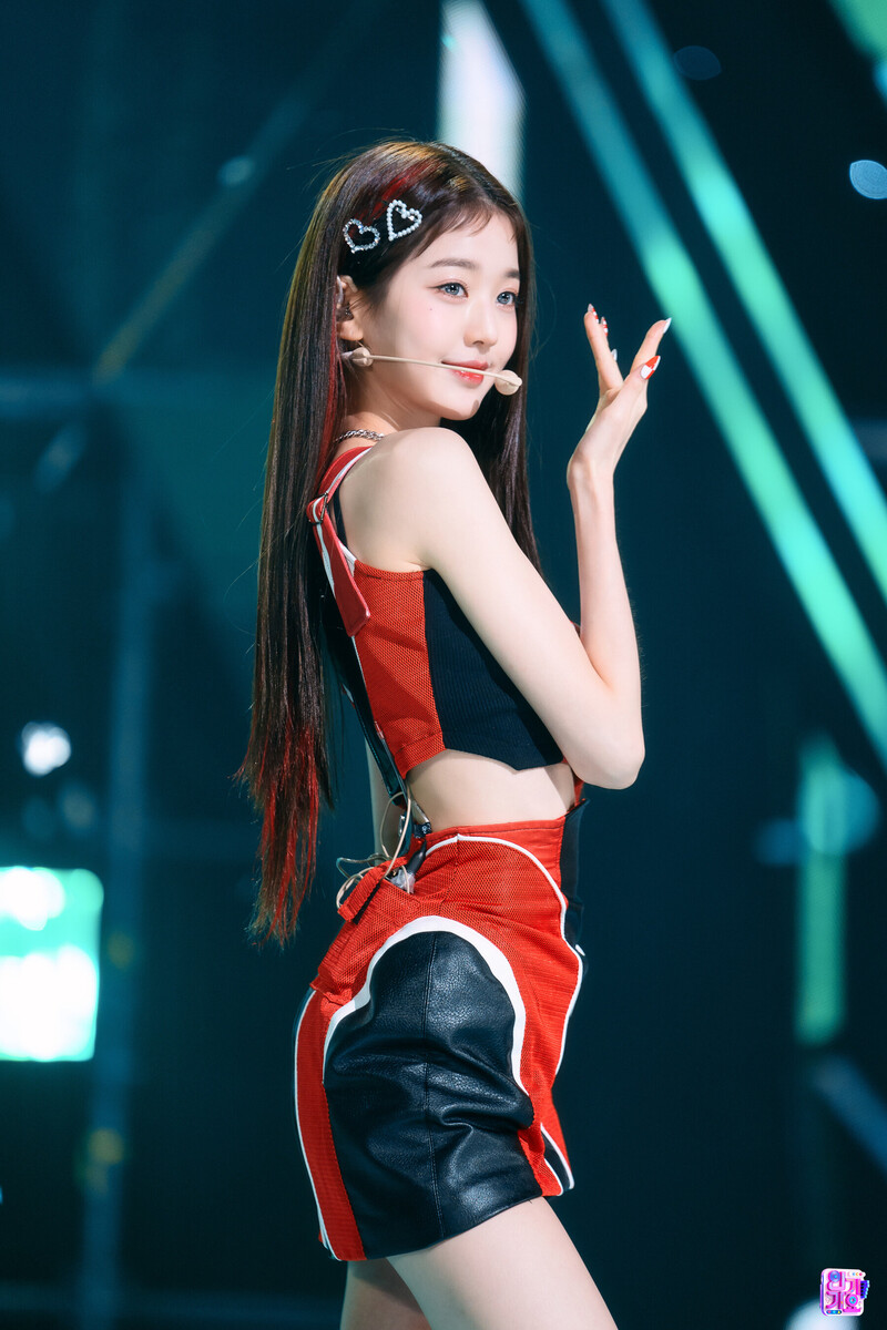 220918 IVE Wonyoung - 'After LIKE' at Inkigayo documents 18