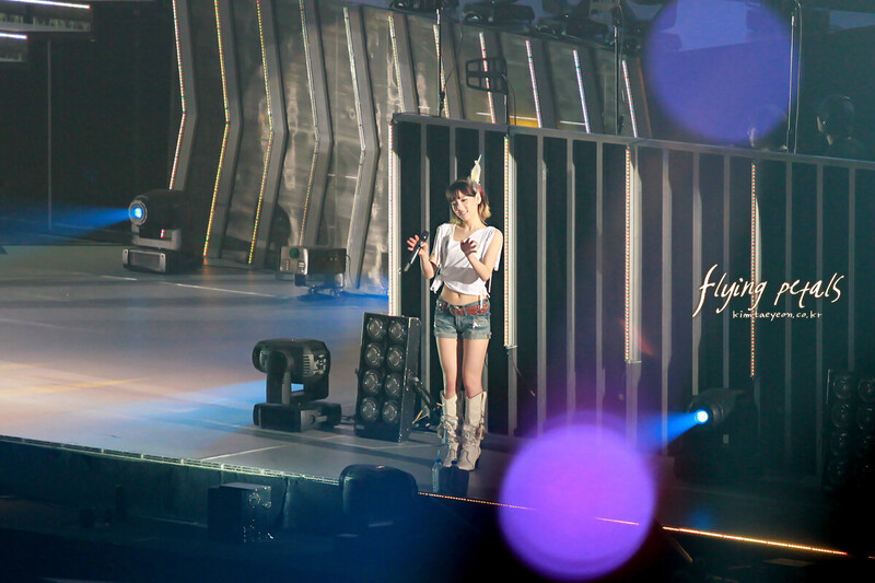 110605 Girls' Generation Taeyeon at Girls' Generation 1st Japan Arena Tour in Saitama documents 1