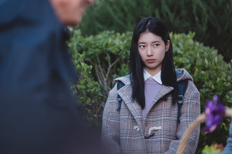 220710 SOOP Naver Post - Bae Suzy - 'Anna' Behind the Scenes documents 13