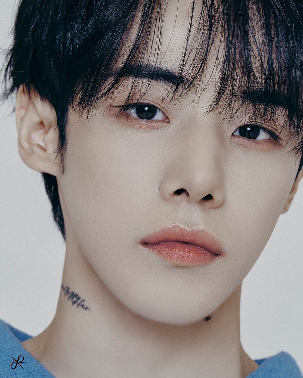 230811 Omega X Twitter New Profile Photos kpopping