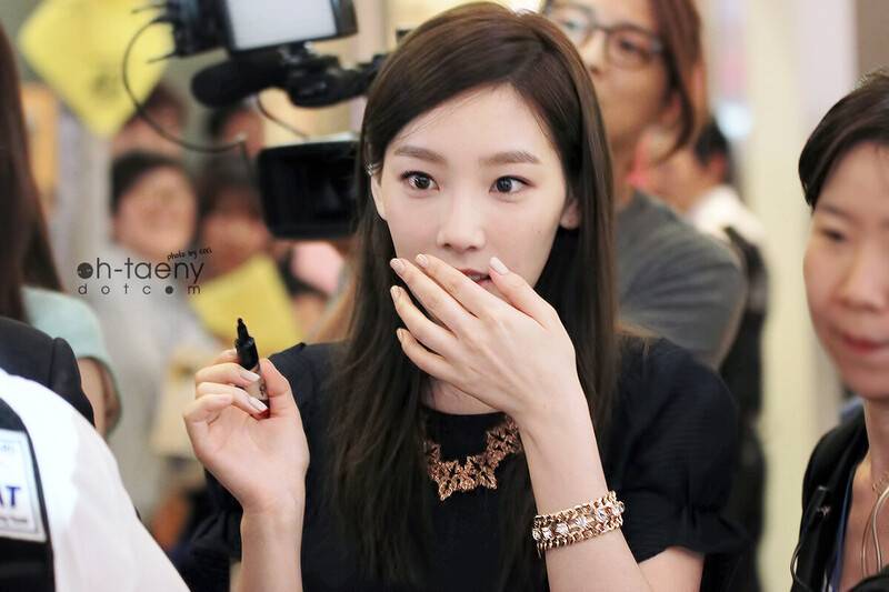 130904 Girls' Generation Taeyeon at 'Despicable Me 2' Premiere documents 2