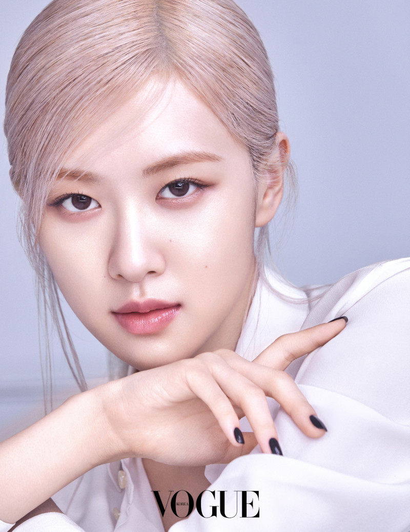 BLACKPINK Rosé for Vogue Korea x YSL Beauty 'Night Reboot Serum' documents 2