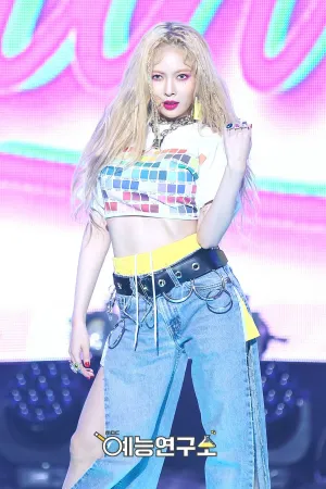 171209 Hyuna at Music Core