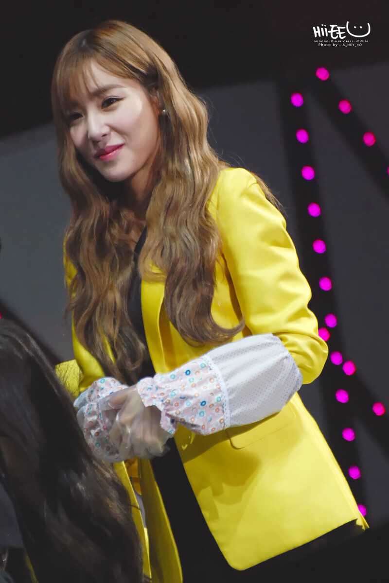 141121 Girls' Generation Tiffany at GG FM in Nanjing documents 6