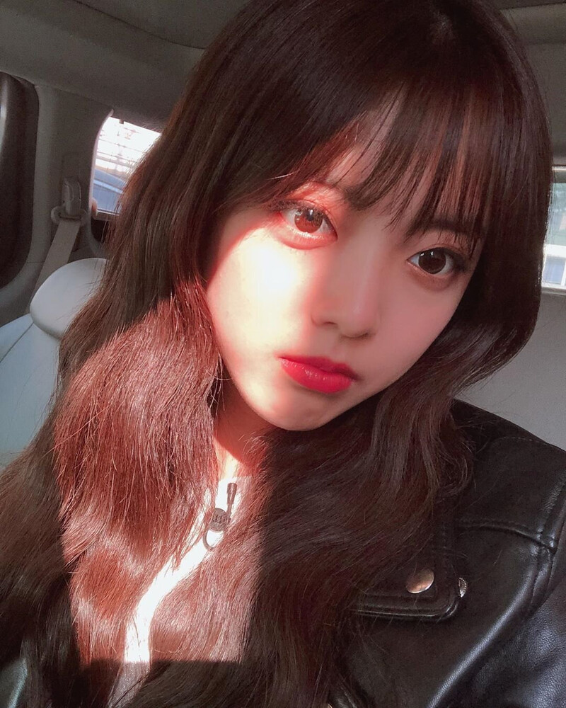 200312 Suyeon Instagram updates | kpopping