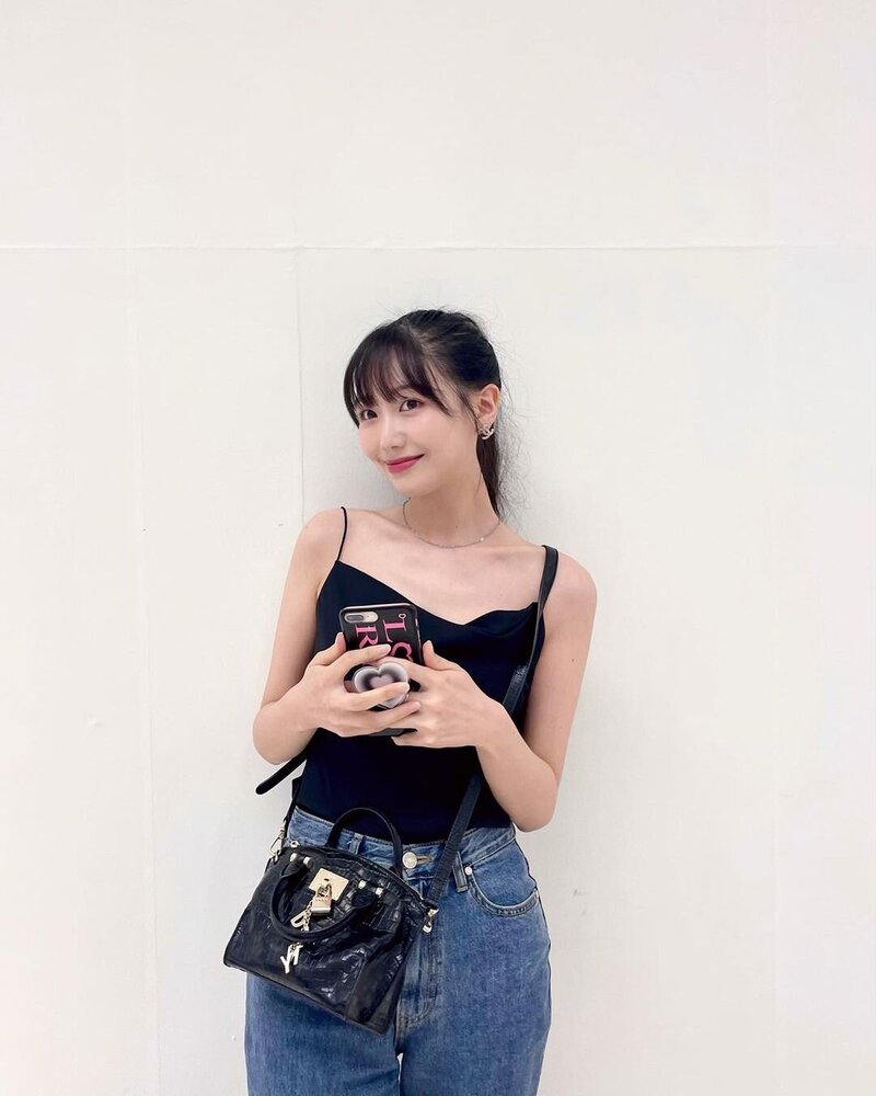 220622 Sujeong Instagram Update documents 3