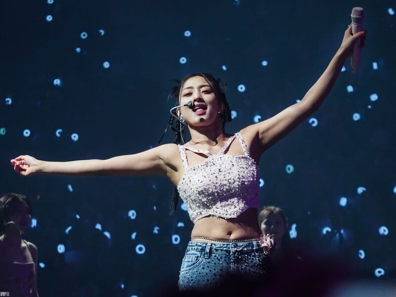 230613 TWICE Jihyo - ‘Ready To Be’ World Tour in Oakland Day 2 documents 2