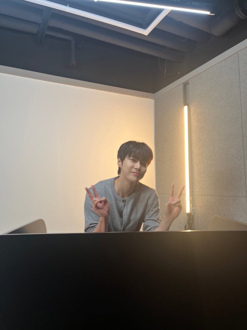 240427 NCTsmtown Twitter Update with Doyoung documents 1