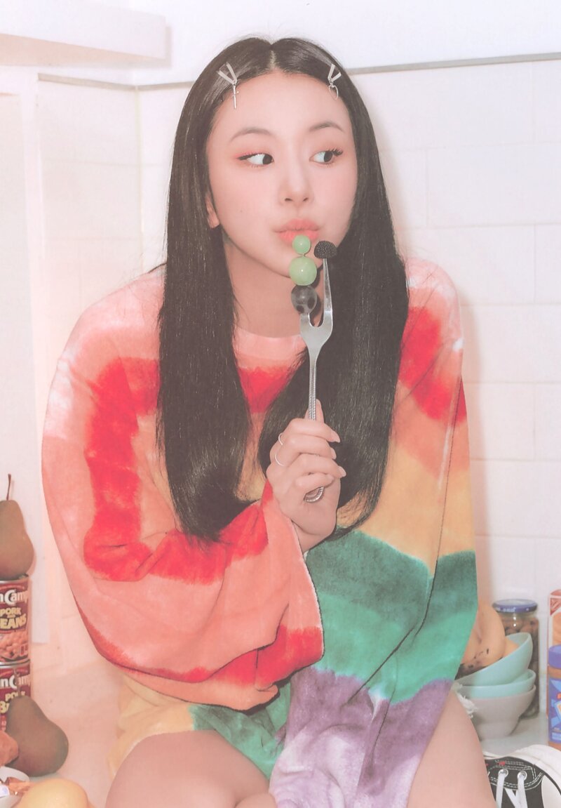 Yes, I am Chaeyoung Photobook Scans documents 6