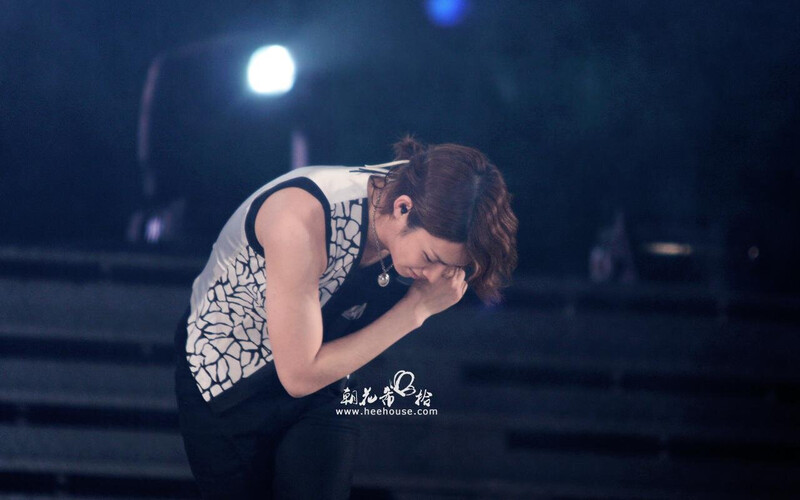 091018 Super Junior Heechul at Super Show 2 in Shanghai documents 9