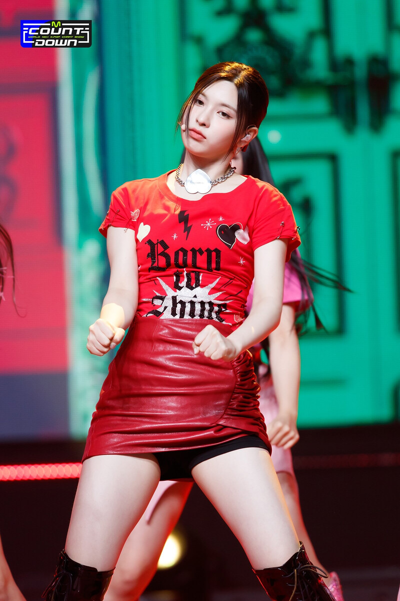 221006 NMIXX Bae - 'DICE' at M COUNTDOWN documents 2