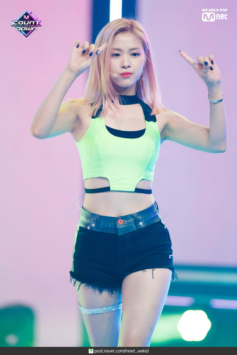 190822 ITZY - 'ICY' at M COUNTDOWN documents 2