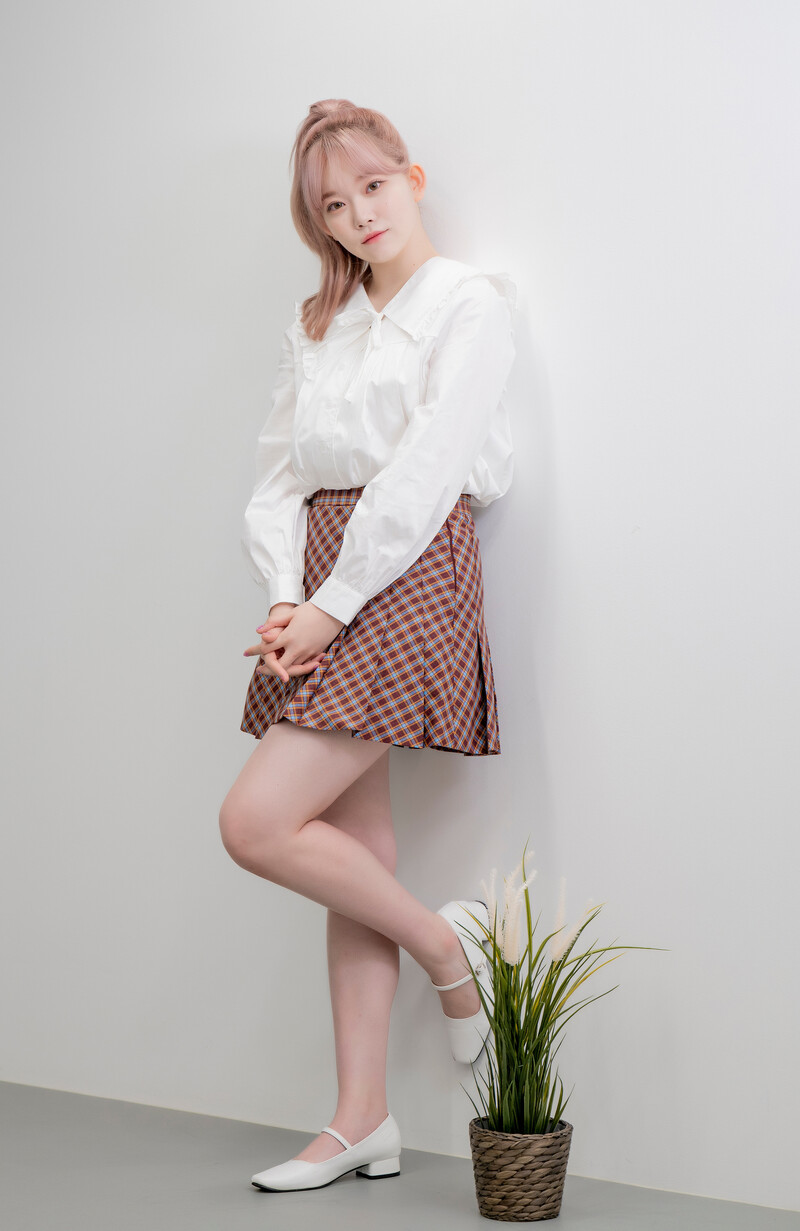 211112 Billlie Tsuki - Photoshoot by Osen documents 6