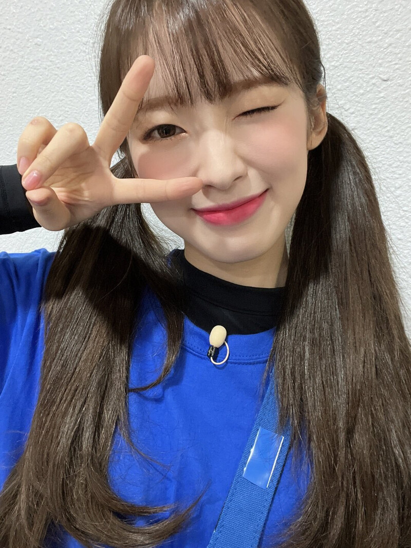 211128 OH MY GIRL Arin SNS Update documents 3