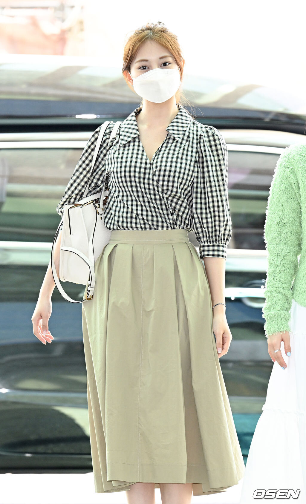 Tzuyu x ZooC/Louis Vuitton AirPort Fashion (ICN to TPE, 2022/09/09