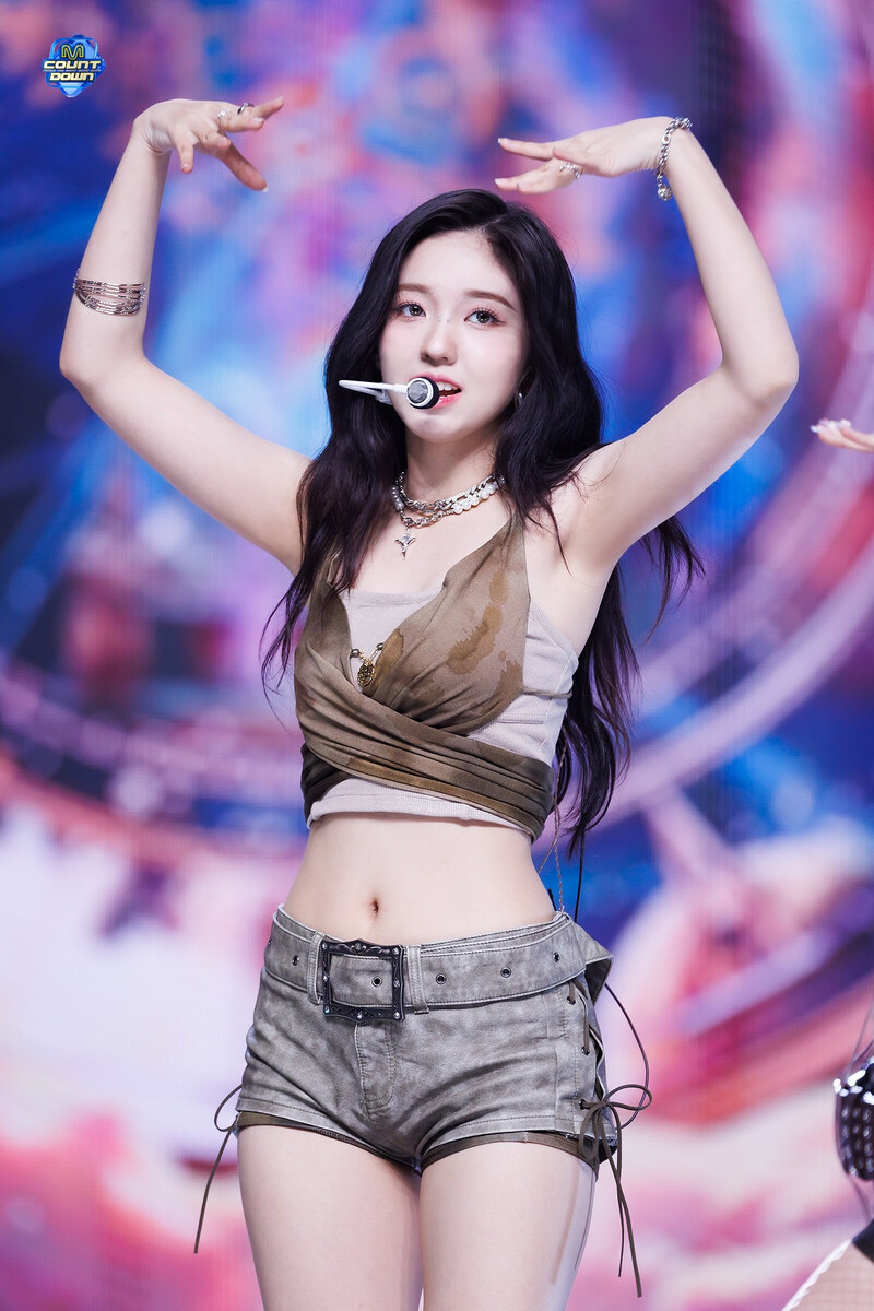 240613 Kep1er Yeseo - 'Shooting Star' at M Countdown documents 4