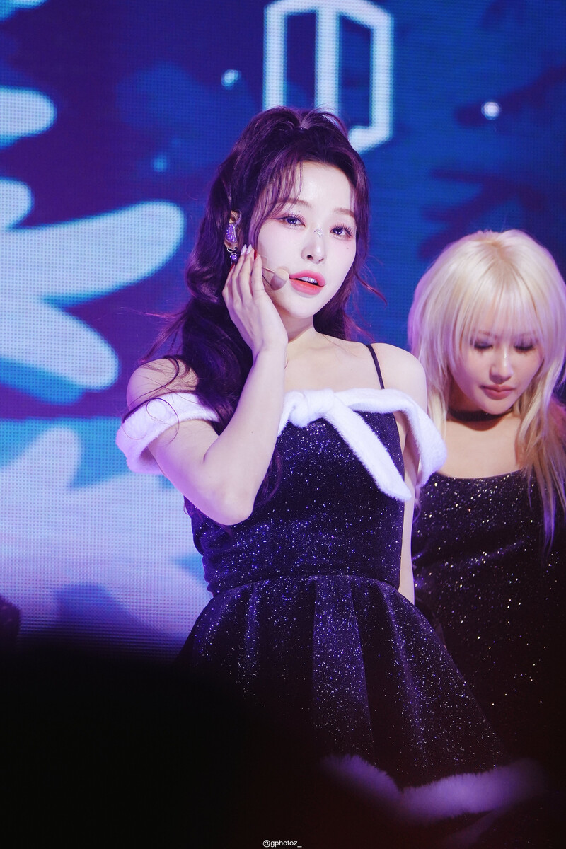 241224 Dreamcatcher Gahyun - '7 Doors of Christmas: A Lucky Encore' in Seoul Day 1 documents 6