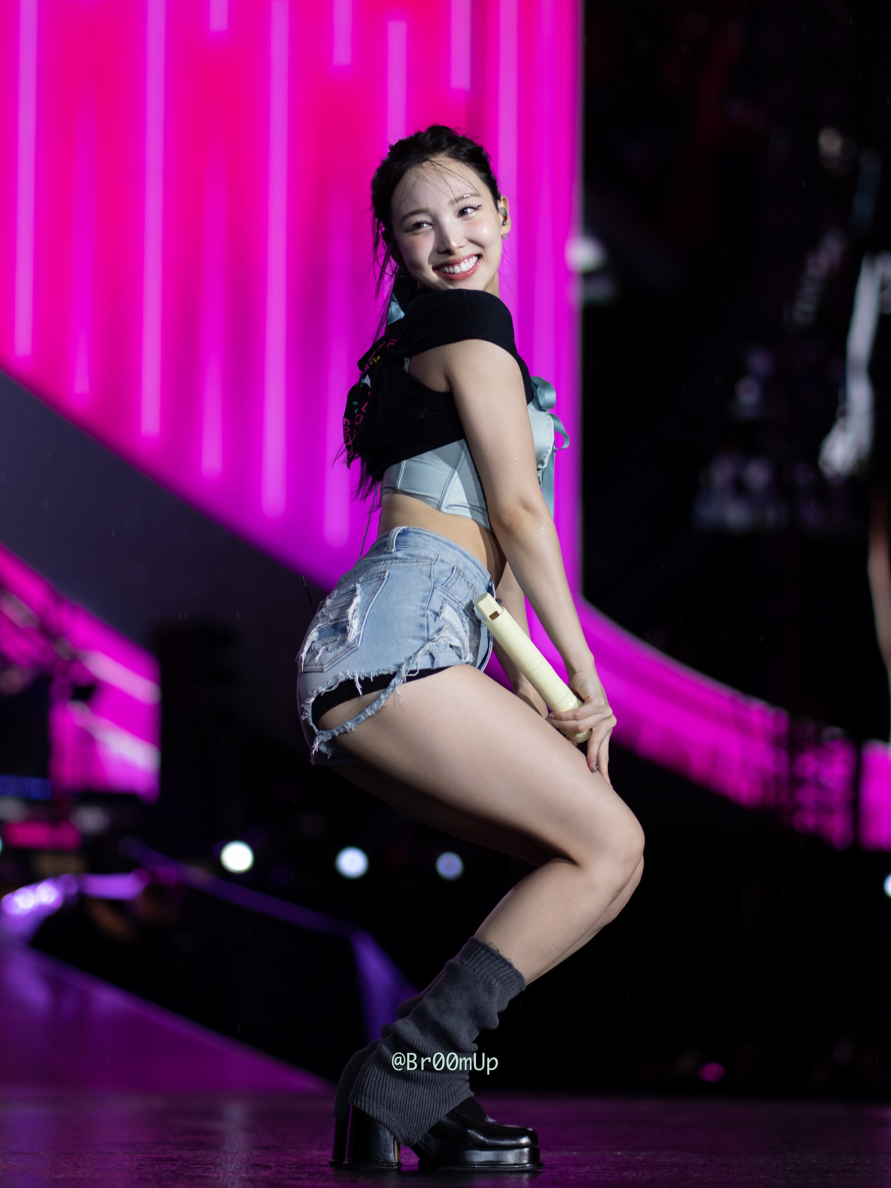 230709 TWICE Nayeon - 'READY TO BE' World Tour in Atlanta | kpopping