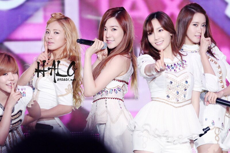 120825 Girls' Generation at China-Korea Music Festival documents 1