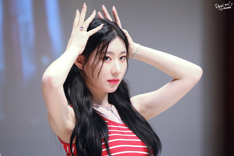 220728 ITZY Chaeryeong - WITHMUU Fansign documents 7