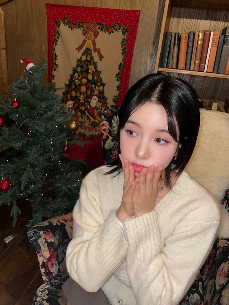 231224 WOOAH Twitter update with LUCY documents 4