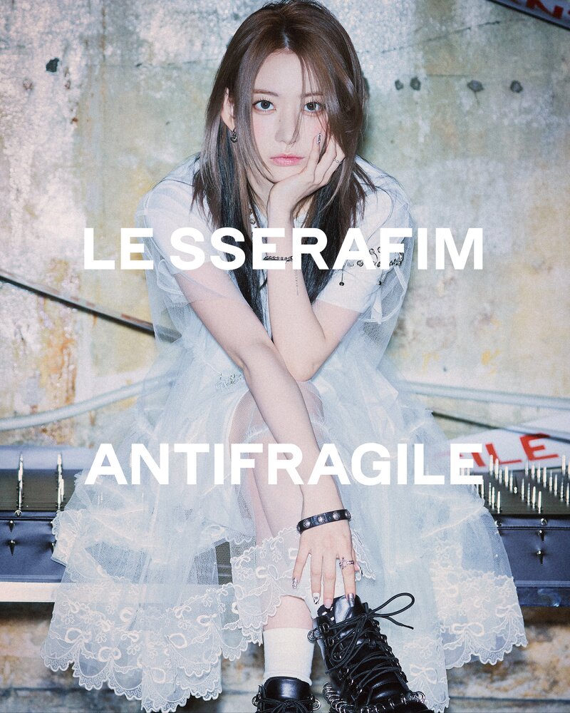 LE SSERAFIM - 2nd Mini Album 'ANTIFRAGILE' Concept Teasers documents 3