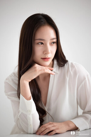 210314 H& Entertainment Naver Post - Krystal