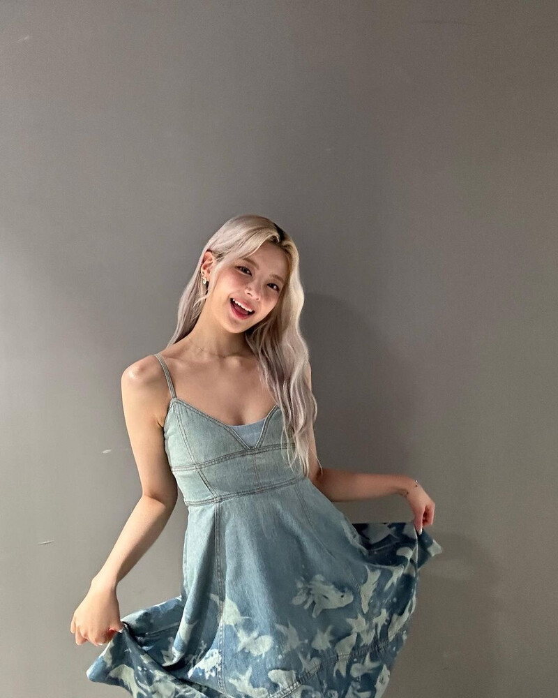 230619 - ITZY Lia Instagram Update documents 12