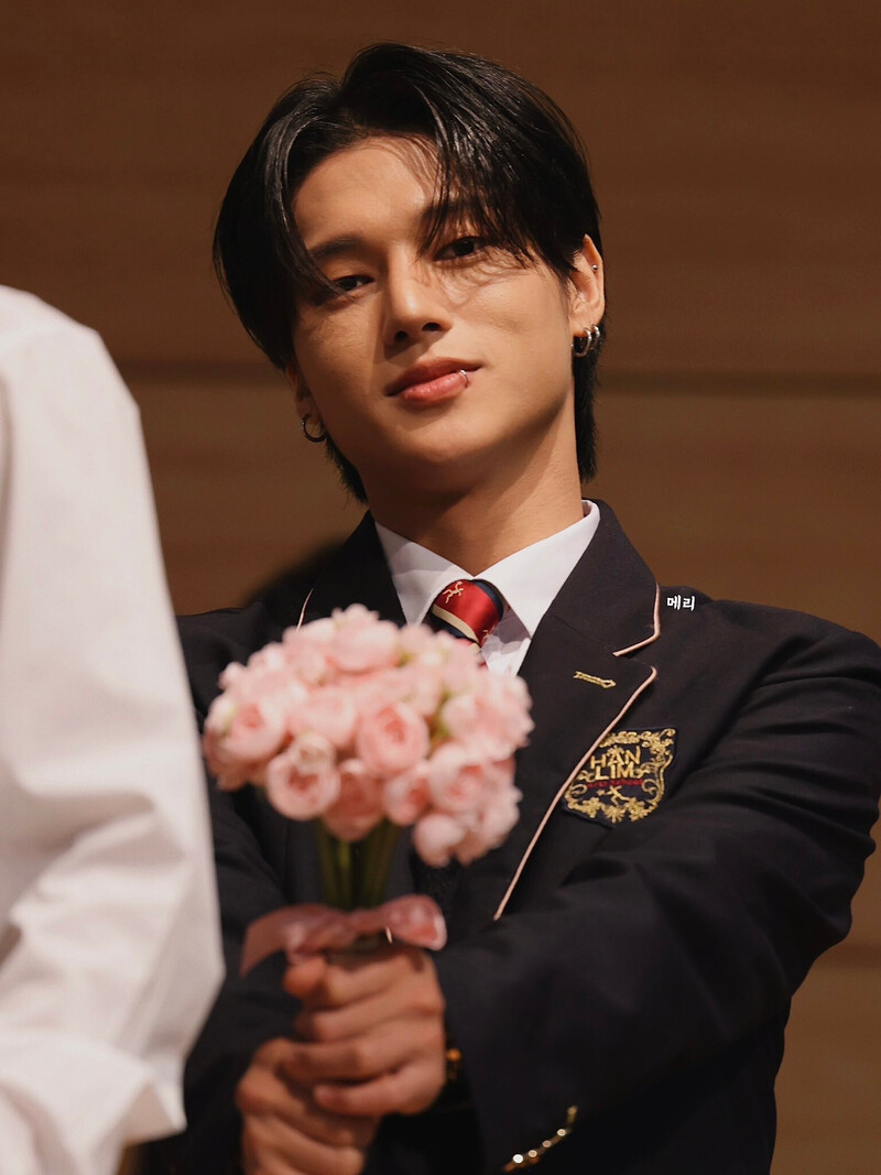 240601 ATEEZ Wooyoung - SOUNDWAVE Fansign Event documents 9