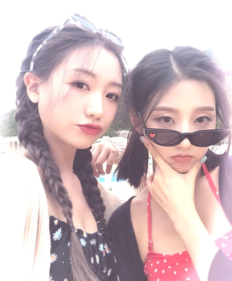 210701 Lovelyz Sujeong & Yein Instagram update documents 6