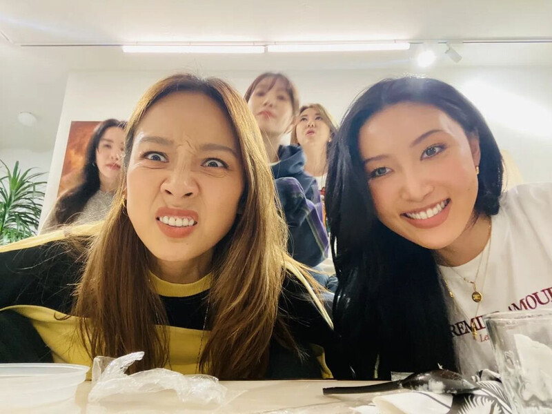 220330 Hwa Sa Instagram Update with Kim Wan Sun, BoA, Uhm Jung Hwa, Lee Hyori documents 5