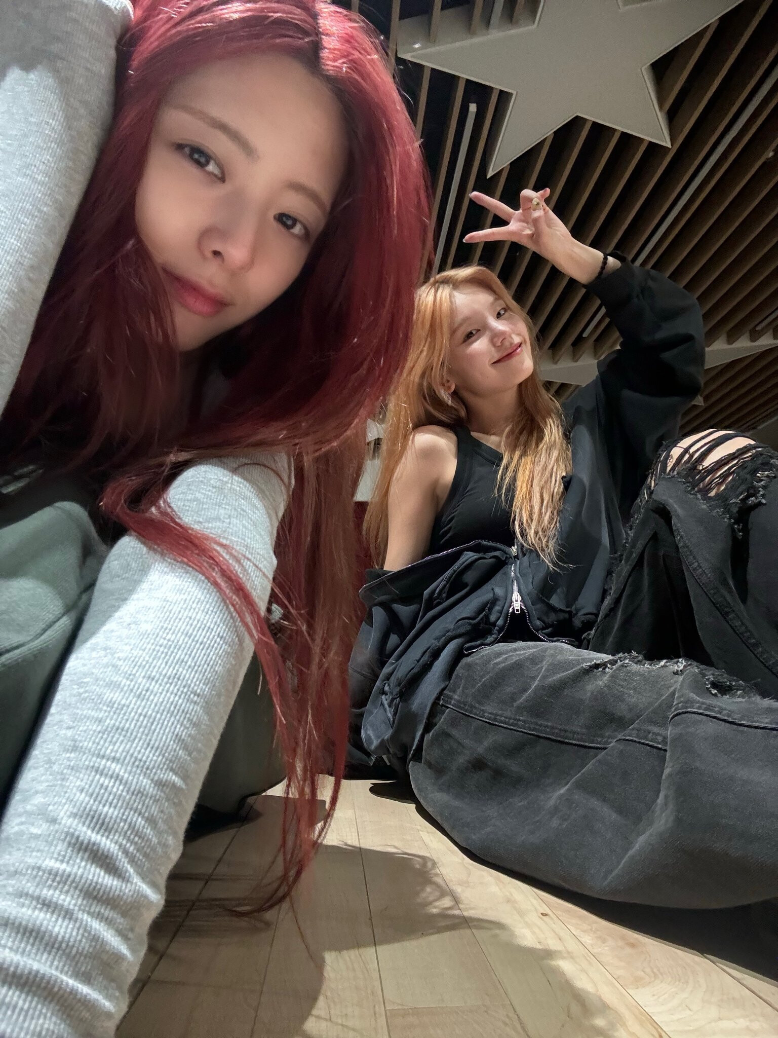 240215 - ITZY Twitter Update | kpopping