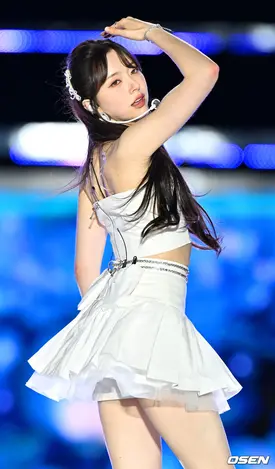 241019 Fifty Fifty Chanelle Moon at 30th Dream Concert 2024