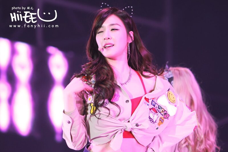 130628 Girls' Generation Tiffany at Korea-China Friendship Concert documents 3