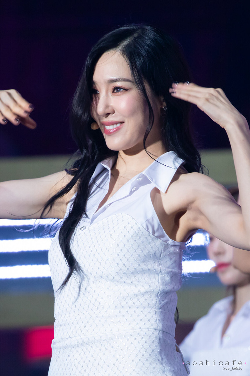 220903 SNSD Tiffany documents 4