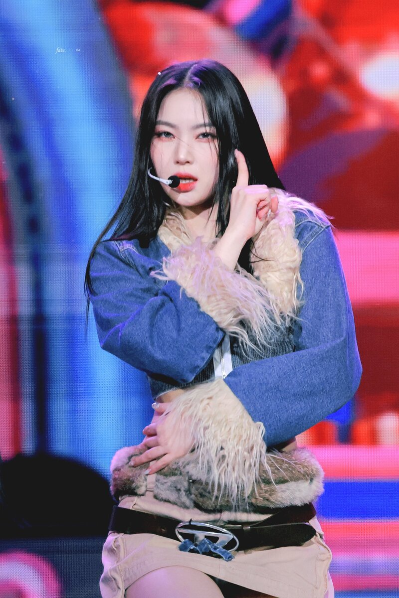 221216 STAYC Isa - KBS Song Festival documents 1