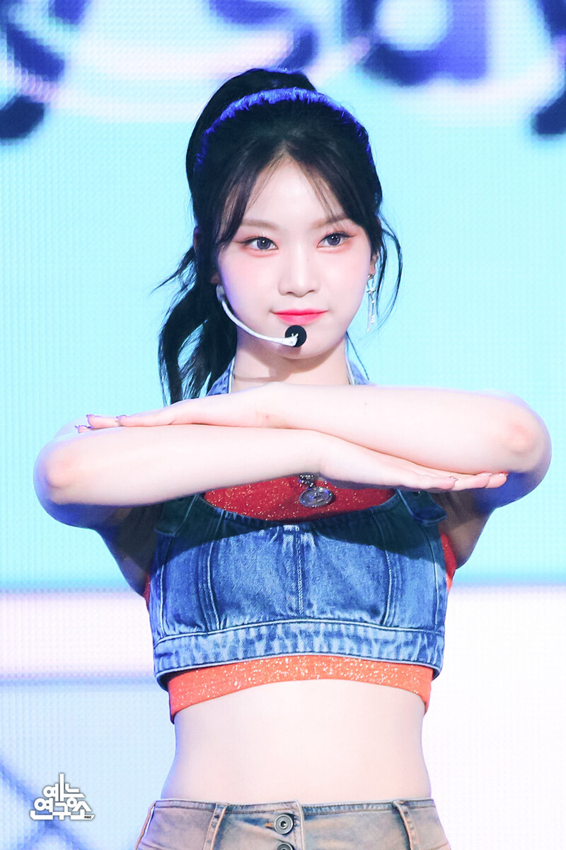 230902 STAYC Isa - 'Bubble' at Music Core documents 1