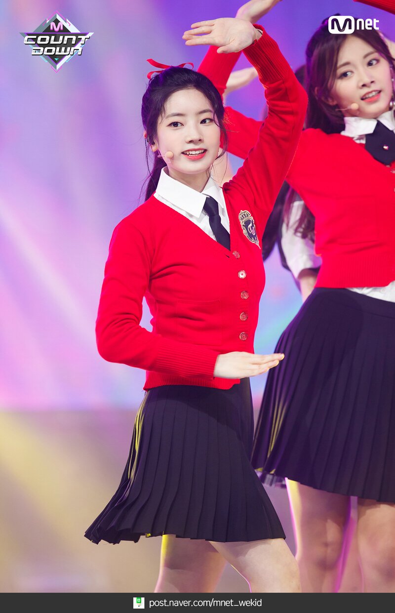 180426 TWICE Dahyun - 'What is Love?' at M COUNTDOWN documents 1