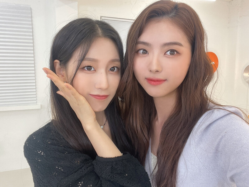 220817 Nayoung & Yein Sublime Twitter Update documents 2