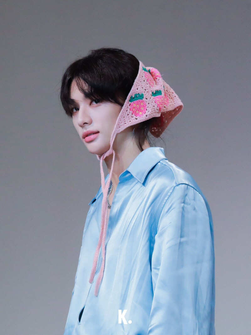 240810 StrayKids Hyunjin - SoundWave Fansign Event documents 4