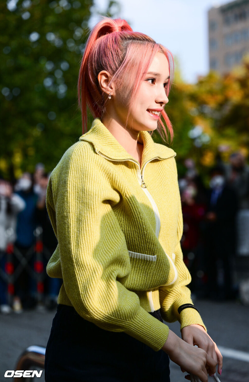 221028 Kep1er Bahiyyih - Music Bank Commute documents 7