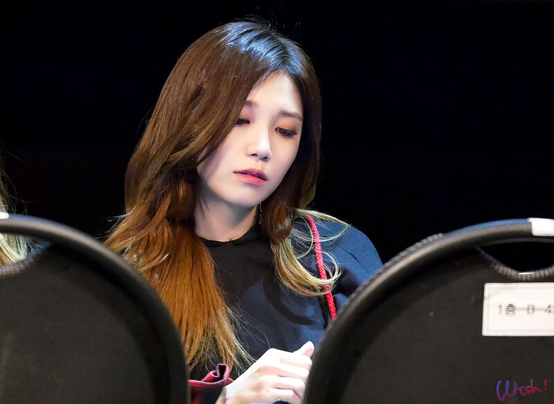 160929 Apink EUNJI at fansign event documents 24