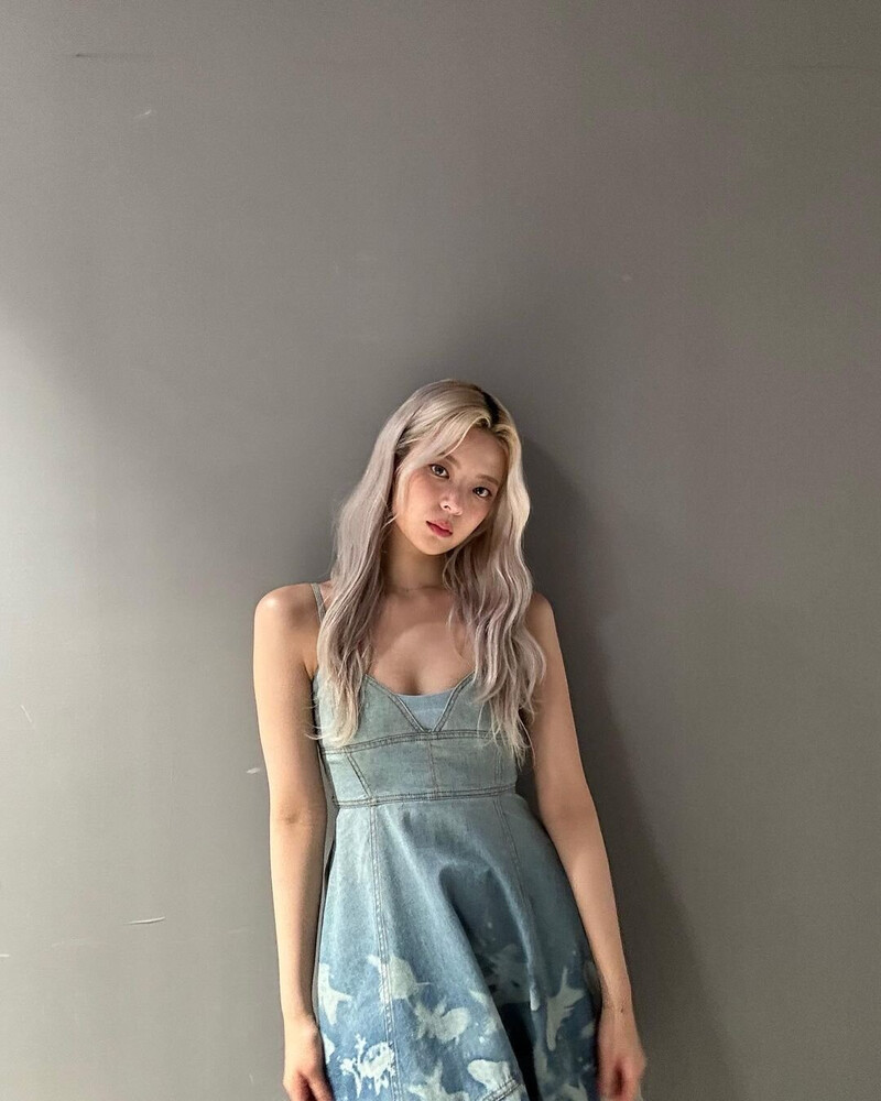 230619 - ITZY Lia Instagram Update documents 16