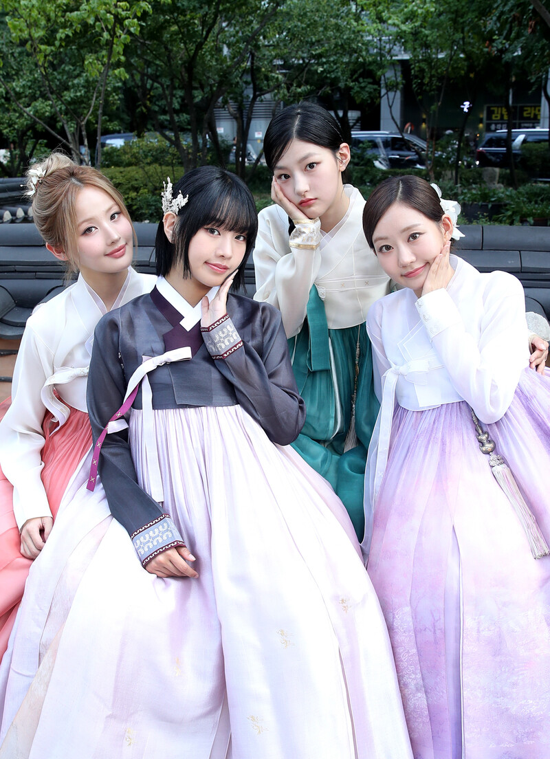 KISS OF LIFE - 2024 Hanbok Interview Photos by News1 documents 3