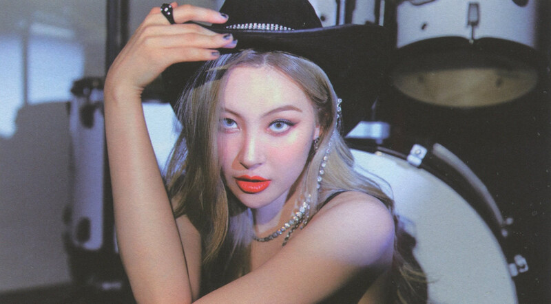 Sunmi - "1/6" Photobook documents 6