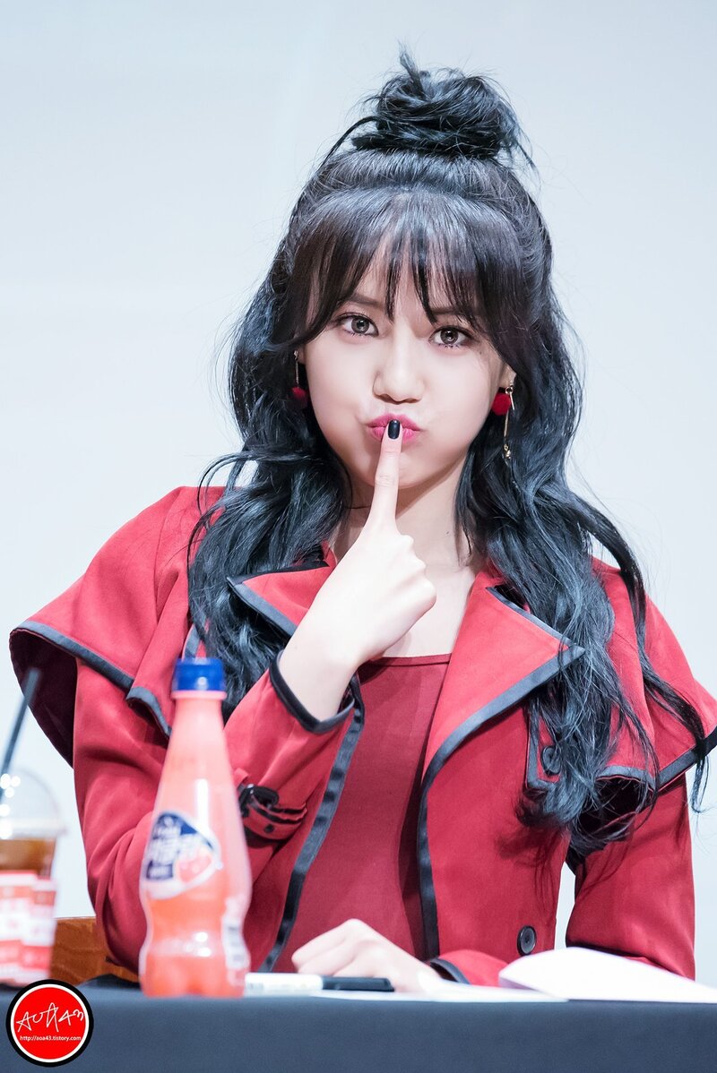 170112 AOA Hyejeong at Angel's Knock Fansign documents 2