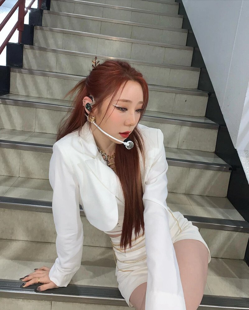 210422 WJSN Yeonjung Instagram Update documents 4