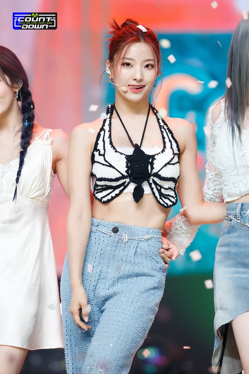 220707 fromis_9 'Stay This Way' at M Countdown documents 10